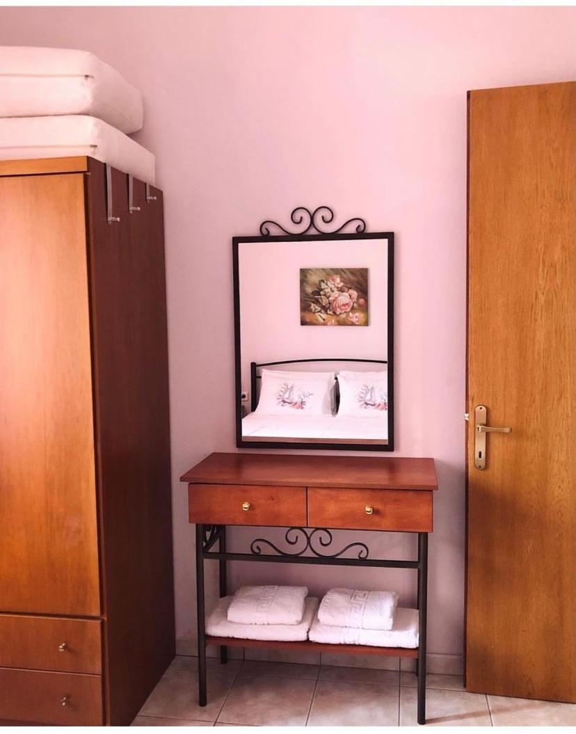Thomoglou Apartment