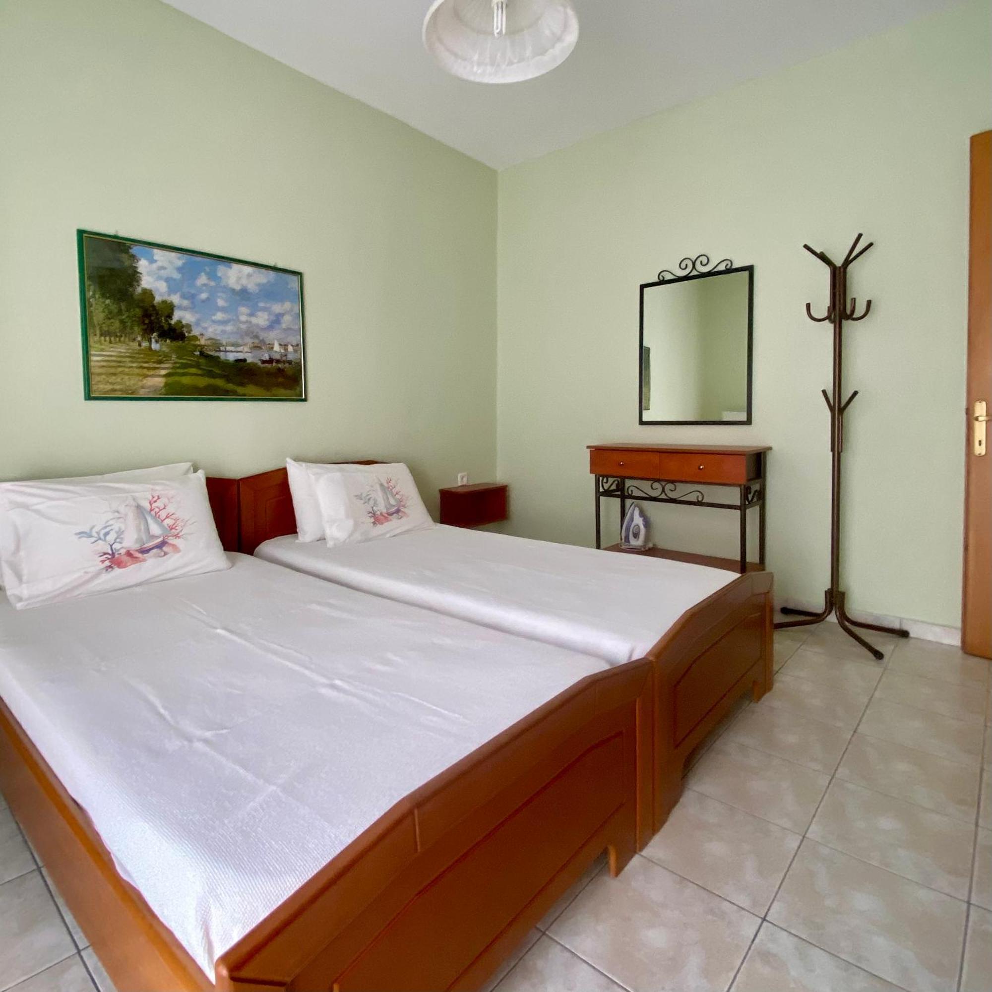 Thomoglou Apartment *